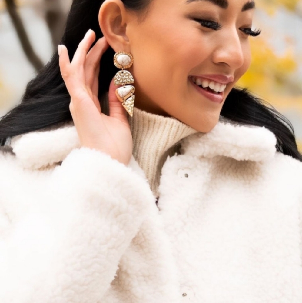 Cream & Gold Tone Earrings